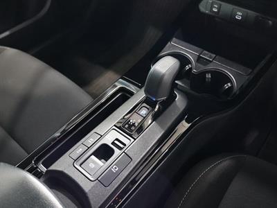 2023 Toyota Prius - Thumbnail