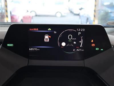 2023 Toyota Prius - Thumbnail