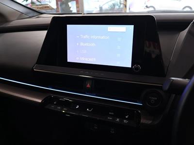2023 Toyota Prius - Thumbnail