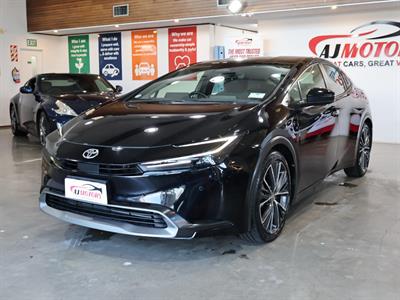 2023 Toyota Prius - Thumbnail