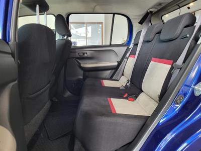 2016 Toyota Passo - Thumbnail