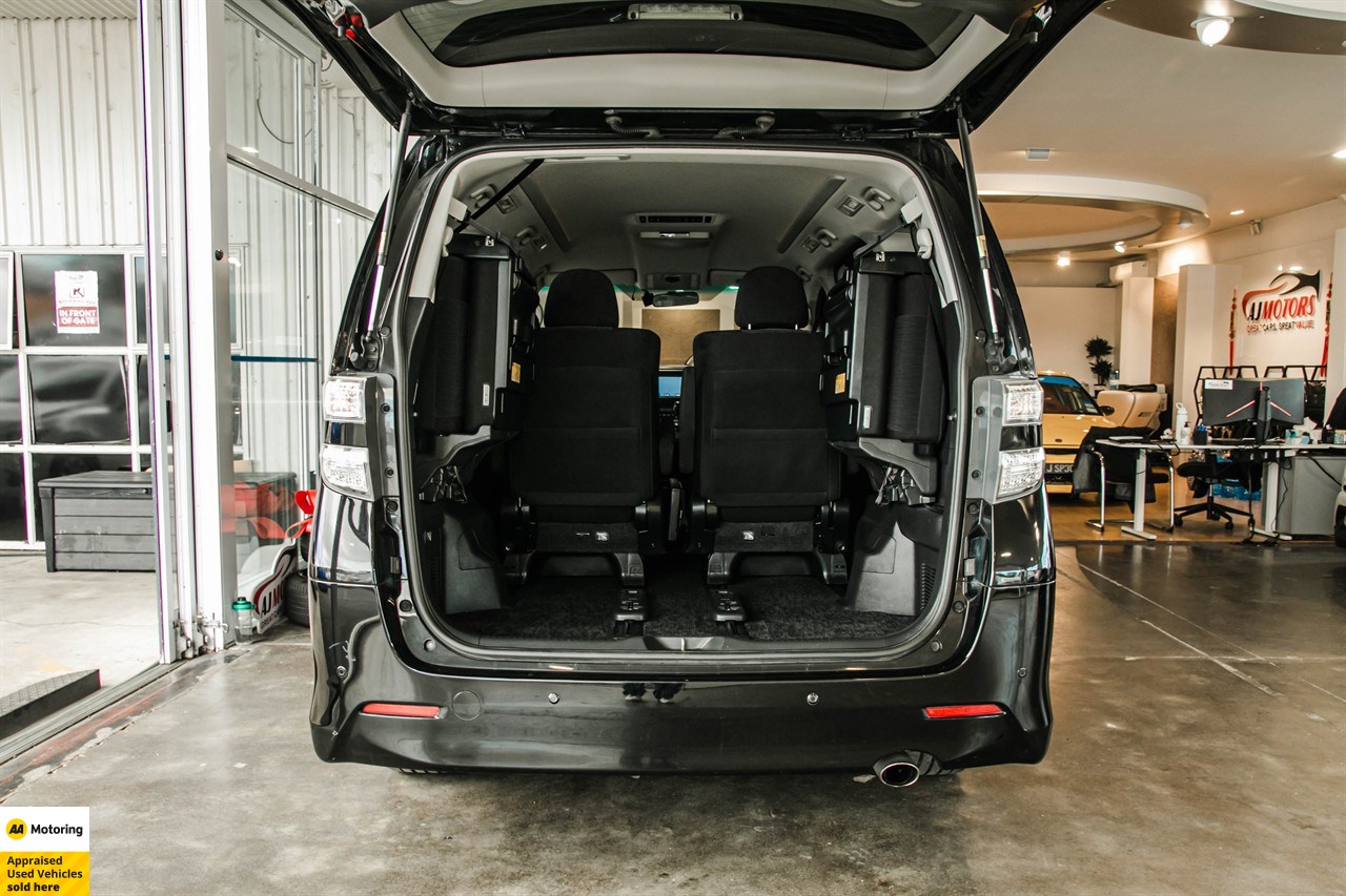 2012 Toyota Vellfire