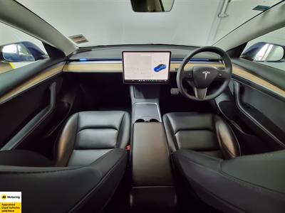 2021 Tesla Model 3 - Thumbnail