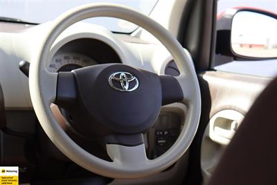 2015 Toyota Passo - Thumbnail