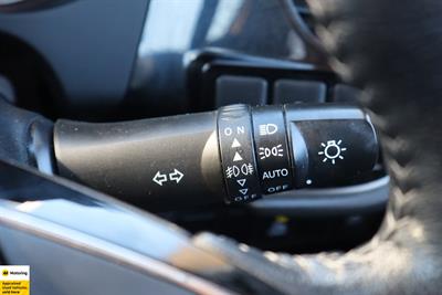 2022 Mitsubishi Outlander - Thumbnail