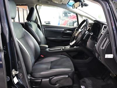 2017 Honda Shuttle - Thumbnail