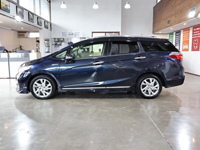 2017 Honda Shuttle - Thumbnail