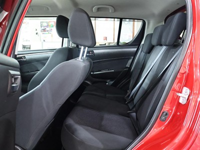 2014 Suzuki Swift - Thumbnail