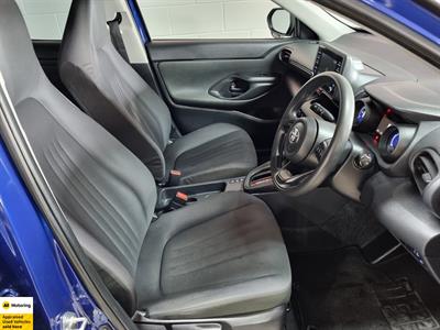 2021 Toyota YARIS CROSS - Thumbnail