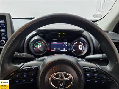 2021 Toyota YARIS CROSS - Thumbnail