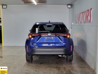 2021 Toyota YARIS CROSS - Thumbnail