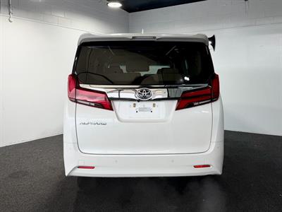 2023 Toyota Alphard - Thumbnail