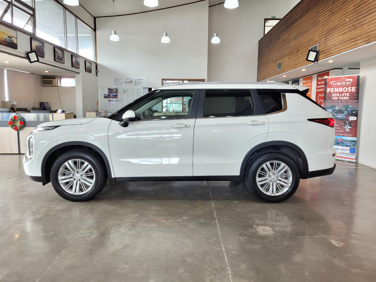 2024 Mitsubishi Outlander