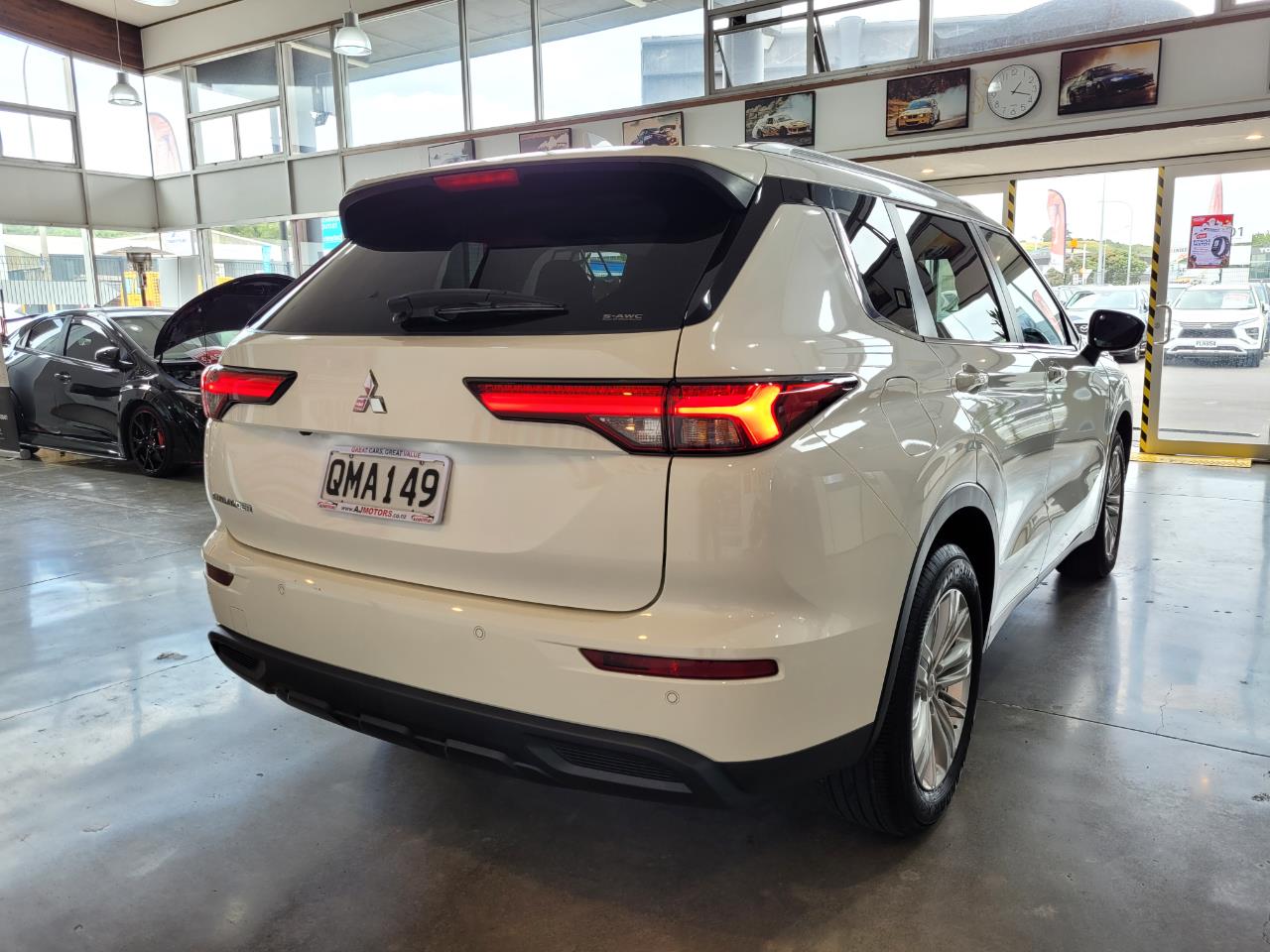 2024 Mitsubishi Outlander