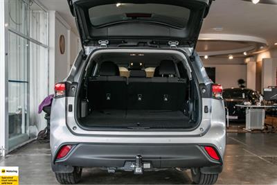 2023 Toyota Highlander - Thumbnail