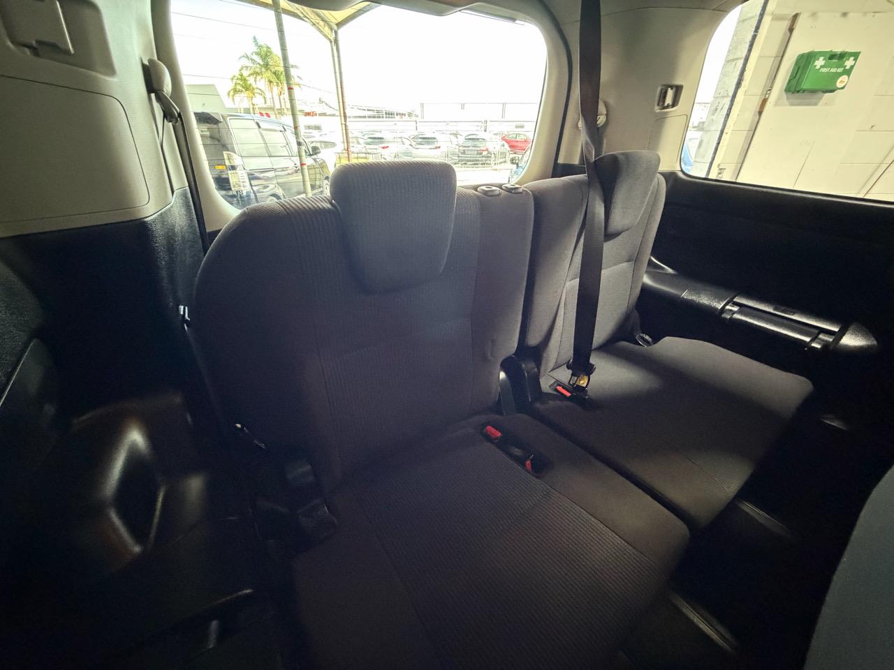 2015 Toyota Noah