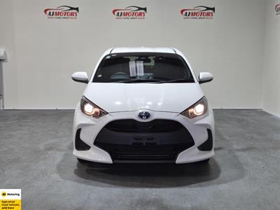 2021 Toyota Yaris - Thumbnail