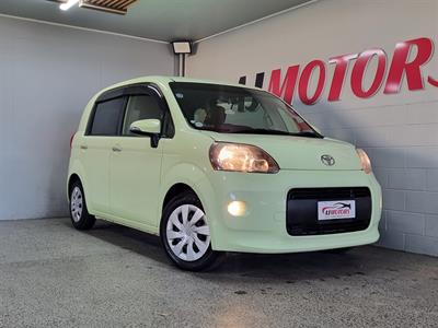 2015 Toyota Porte - Thumbnail