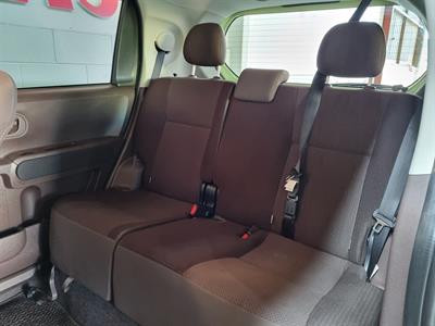 2015 Toyota Porte - Thumbnail