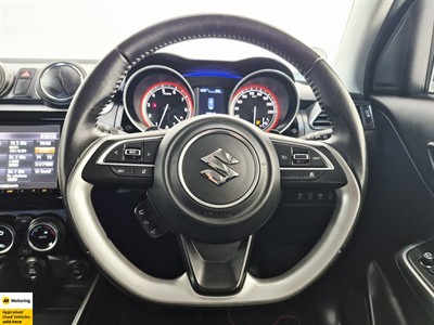 2019 Suzuki Swift - Thumbnail