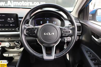 2025 Kia Stonic - Thumbnail