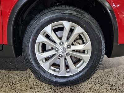 2015 Nissan X-Trail - Thumbnail