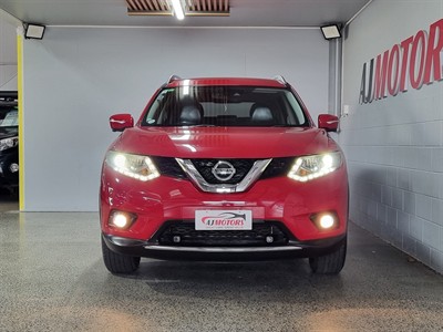 2015 Nissan X-Trail - Thumbnail