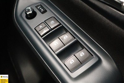 2014 Toyota Voxy - Thumbnail