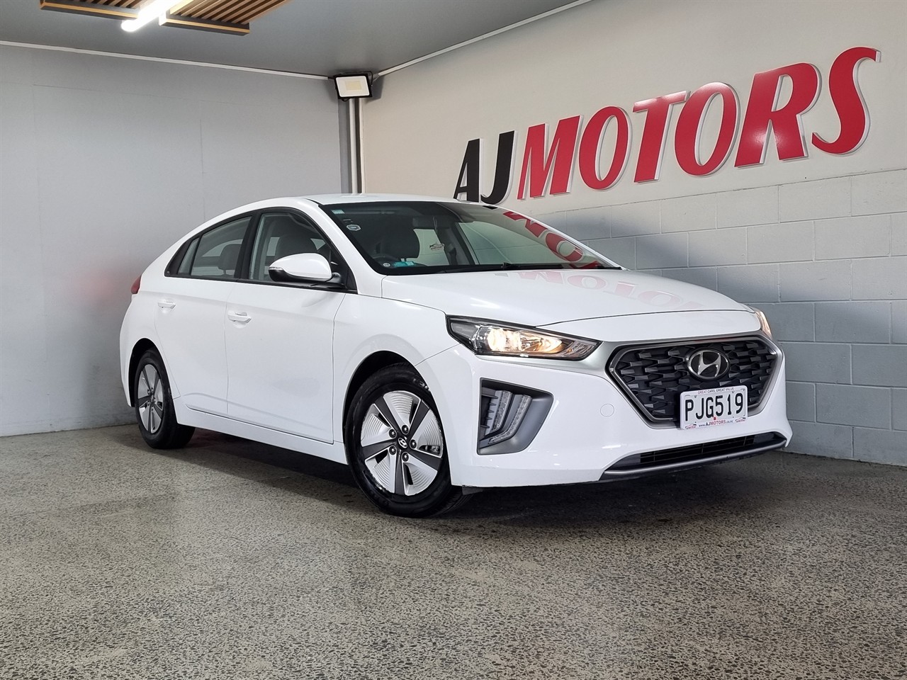 2022 Hyundai IONIQ