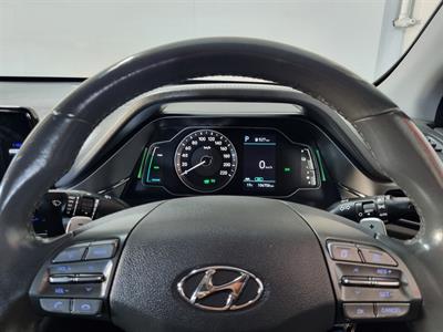 2022 Hyundai IONIQ - Thumbnail