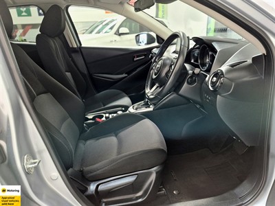 2017 Mazda Demio - Thumbnail