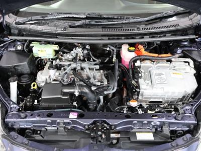 2015 Toyota Aqua - Thumbnail