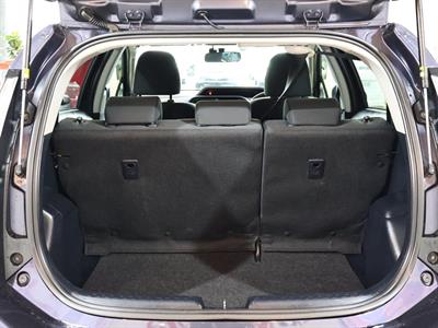 2015 Toyota Aqua - Thumbnail