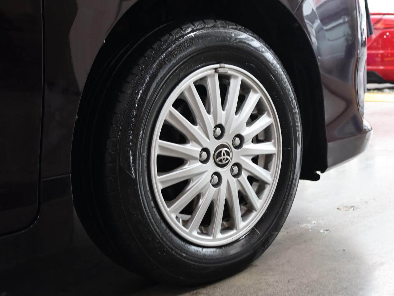 2015 Toyota Noah