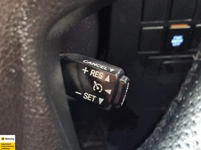 2015 Toyota Vellfire - Thumbnail