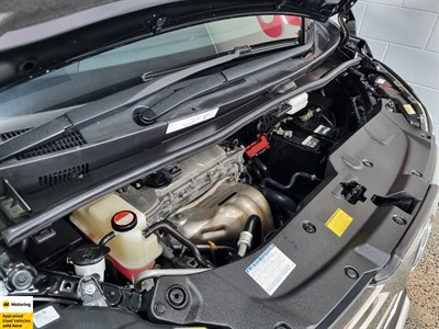 2015 Toyota Vellfire - Thumbnail