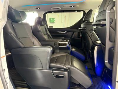 2015 Toyota Vellfire - Thumbnail