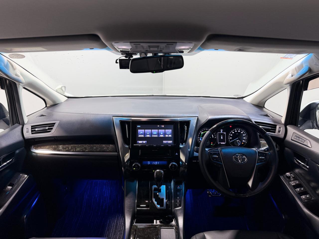 2015 Toyota Vellfire