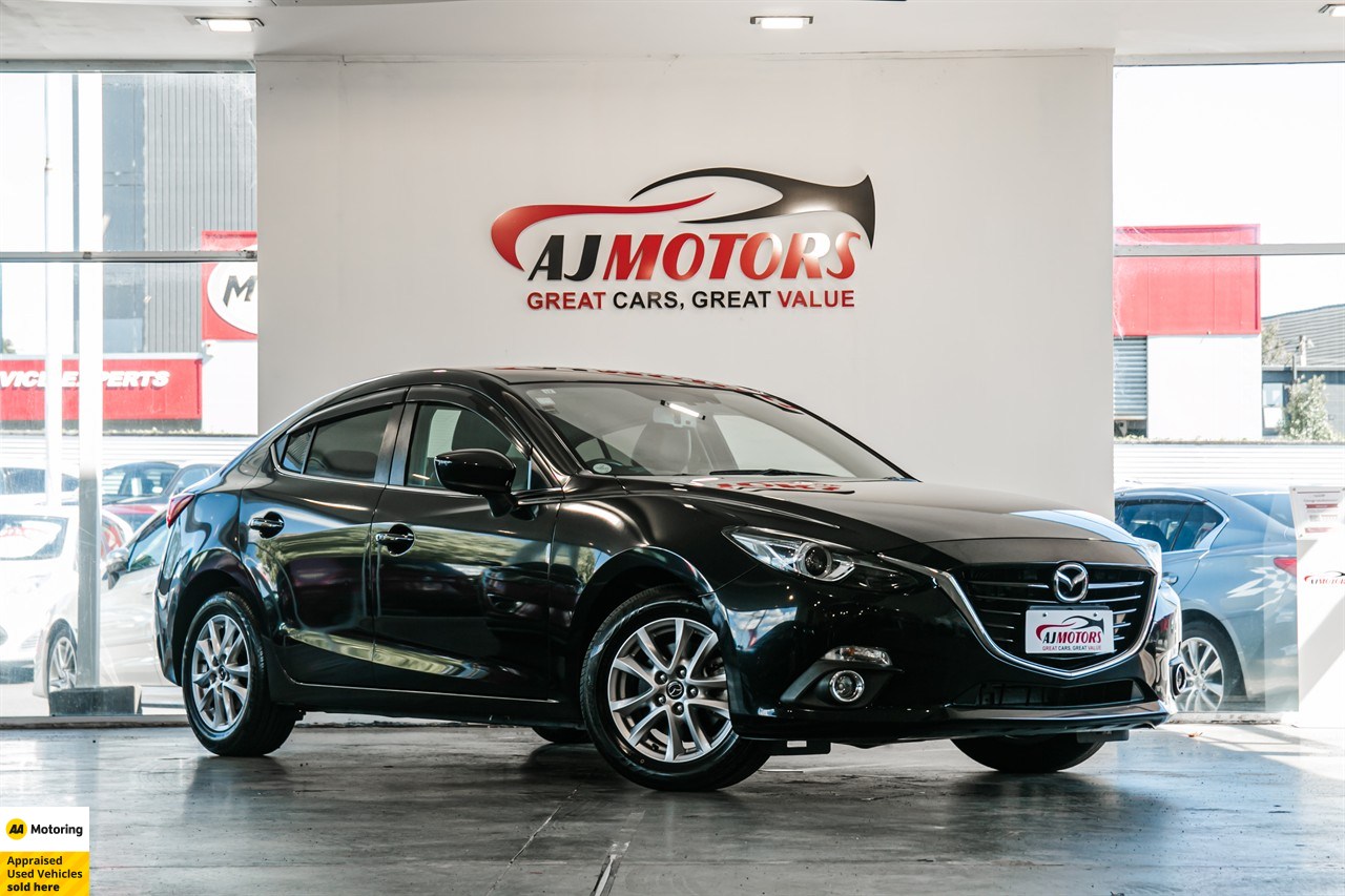 2013 Mazda Axela