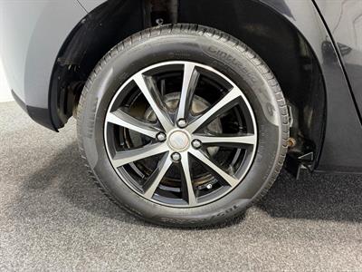 2015 Honda Fit - Thumbnail