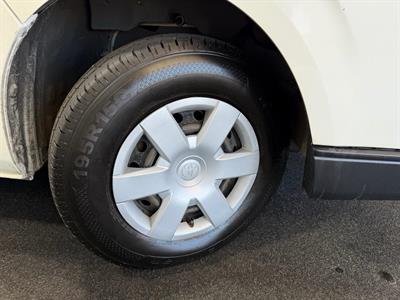 2019 Toyota Hiace - Thumbnail