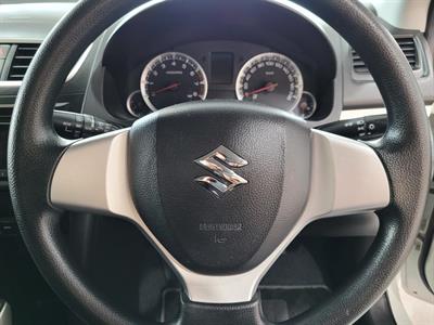 2016 Suzuki Swift - Thumbnail