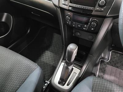 2016 Suzuki Swift - Thumbnail