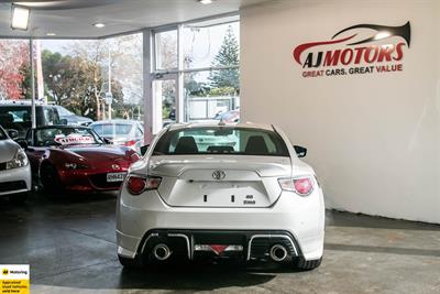 2013 Toyota 86 - Thumbnail