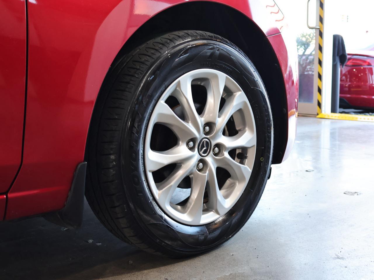 2015 Mazda Demio