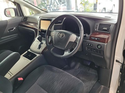 2012 Toyota Alphard - Thumbnail