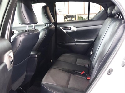 2013 Lexus CT 200h - Thumbnail