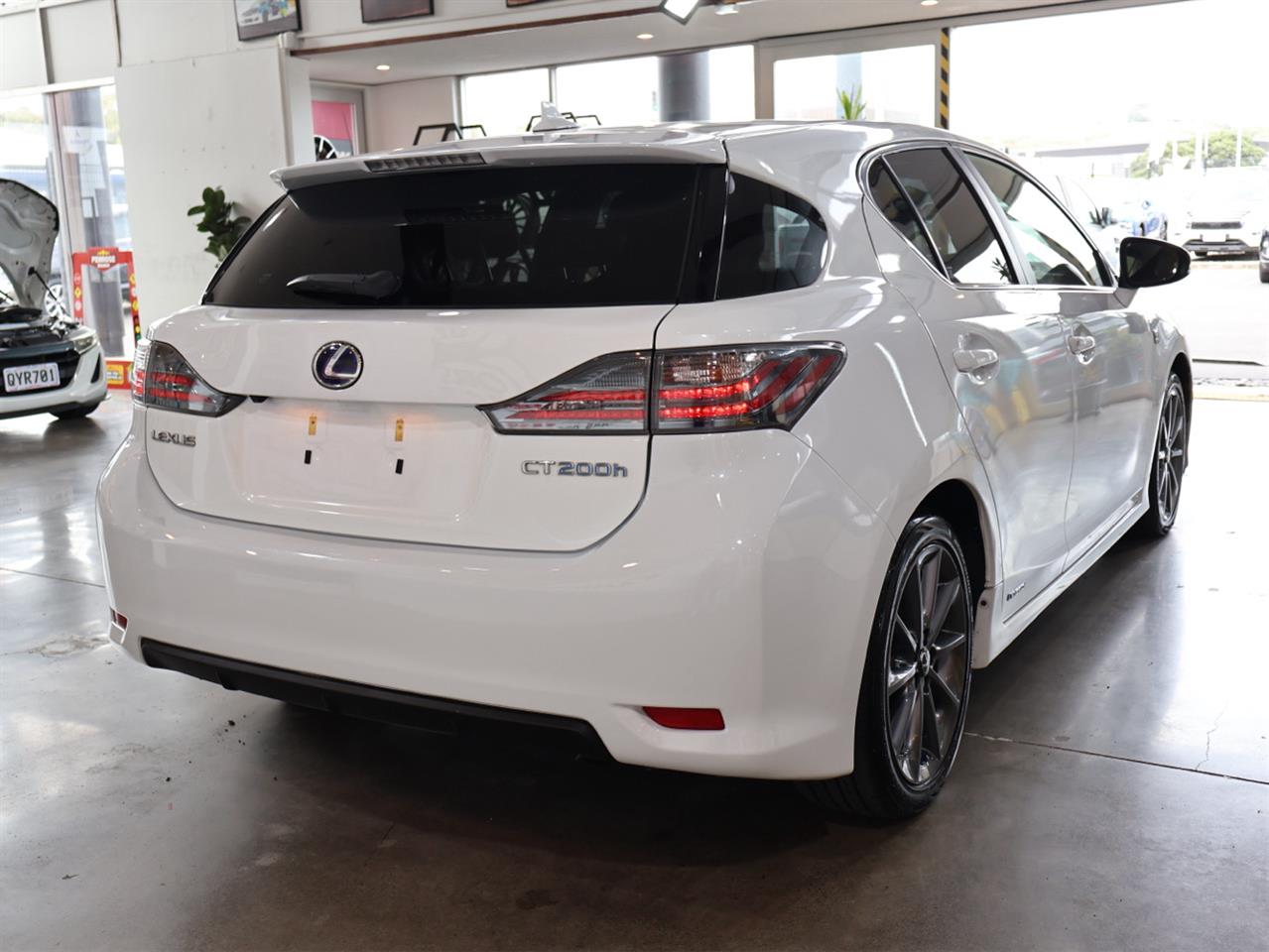 2013 Lexus CT 200h