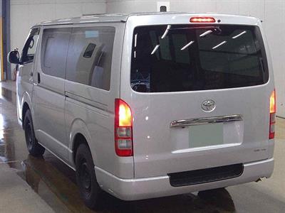 2018 Toyota Hiace - Thumbnail
