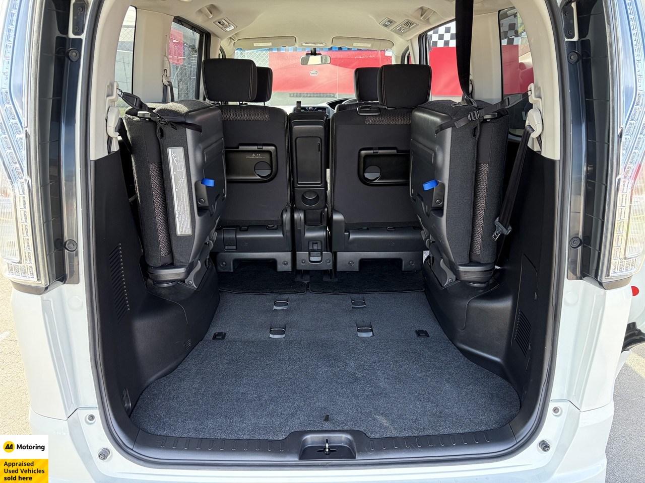 2015 Nissan Serena